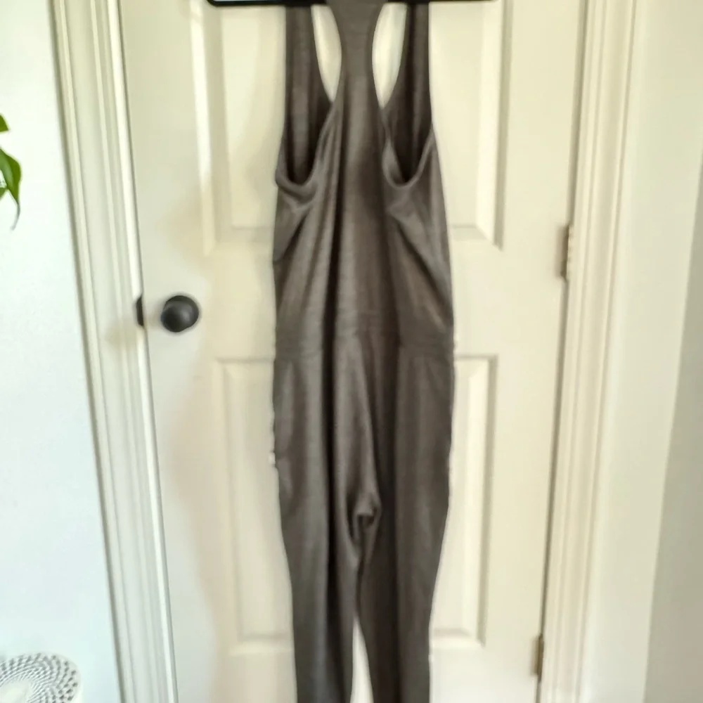 Vuori Gray Sleeveless Jumpsuit - Picture 3 of 3